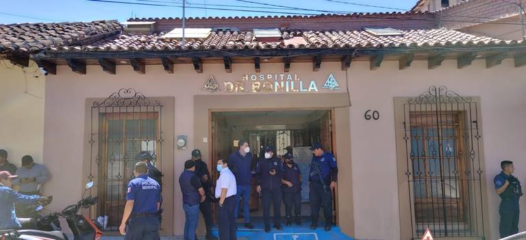 Videos] Indígenas amedrentan a trabajadores del Sanatorio Bonilla en SCLC -  El Heraldo de Chiapas | Noticias Locales, Policiacas, sobre México, Chiapas  y el Mundo