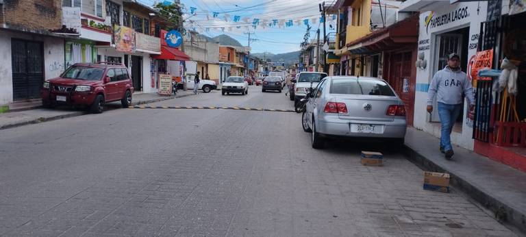 Topes en el barrio San Diego de San Cristóbal puede ponchar llantas - El  Heraldo de Chiapas | Noticias Locales, Policiacas, sobre México, Chiapas y  el Mundo