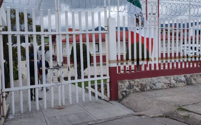 Cierran puertas, INM en San Cristóbal no da atención a migrantes - El  Heraldo de Chiapas | Noticias Locales, Policiacas, sobre México, Chiapas y  el Mundo