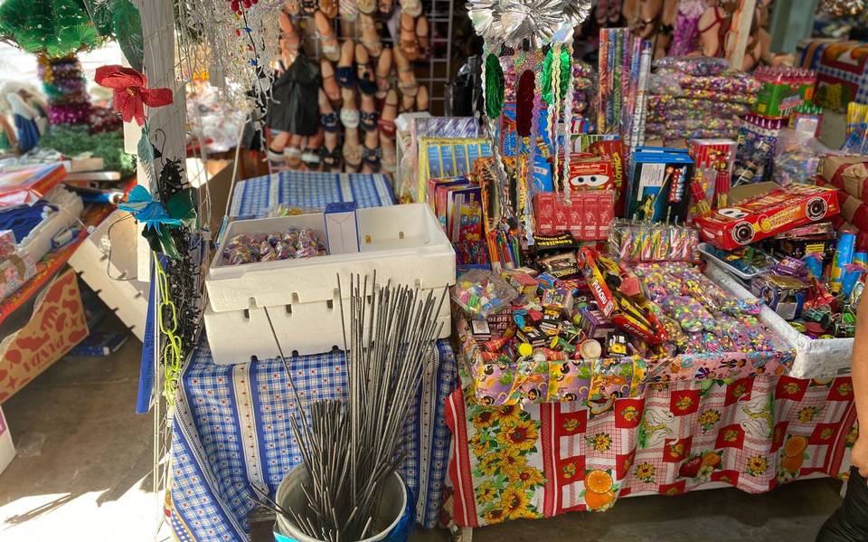 Venden pirotecnia en mercados de Tuxtla Gutiérrez - El Heraldo de Chiapas |  Noticias Locales, Policiacas, sobre México, Chiapas y el Mundo
