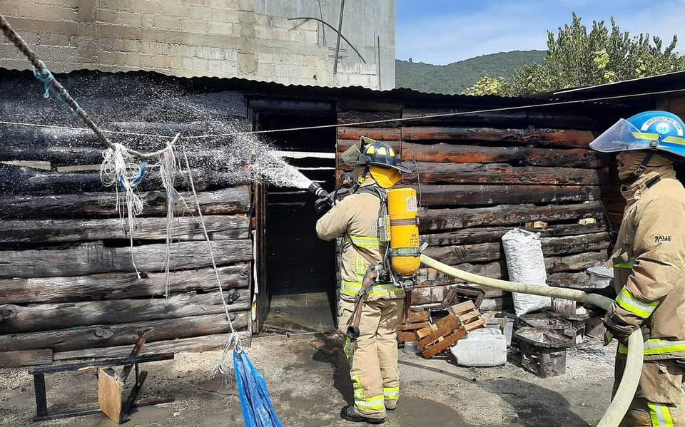 En San Cristóbal bomberos sofocan incendio de una casa - El Heraldo de  Chiapas | Noticias Locales, Policiacas, sobre México, Chiapas y el Mundo