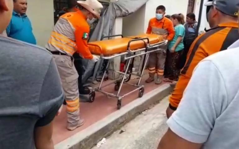 Protección civil rescata a indigente de una cuneta en San Cristóbal - El  Heraldo de Chiapas | Noticias Locales, Policiacas, sobre México, Chiapas y  el Mundo