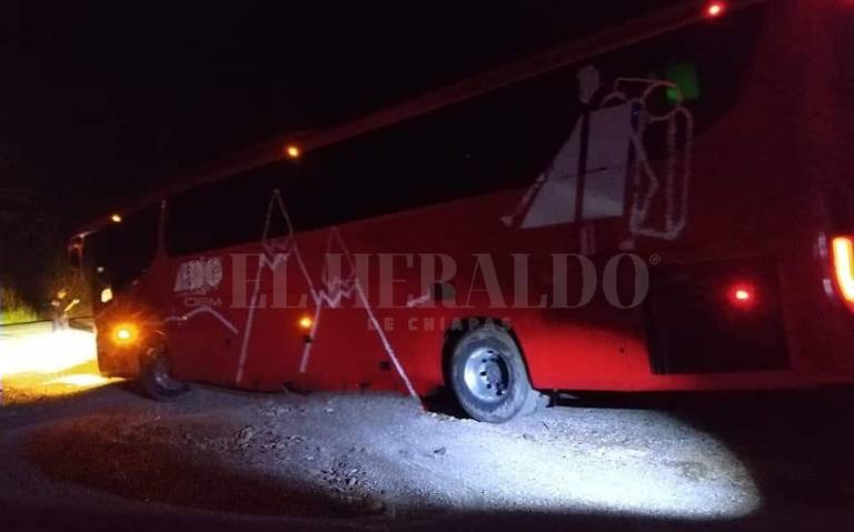 En Chiapas, con armas de fuego sujetos asaltan autobús proveniente de CDMX  - El Heraldo de Chiapas | Noticias Locales, Policiacas, sobre México,  Chiapas y el Mundo