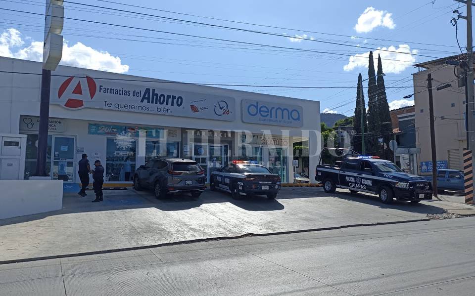 Hombre armado se lleva dinero en efectivo en asalto a farmacia - El Heraldo  de Chiapas | Noticias Locales, Policiacas, sobre México, Chiapas y el Mundo